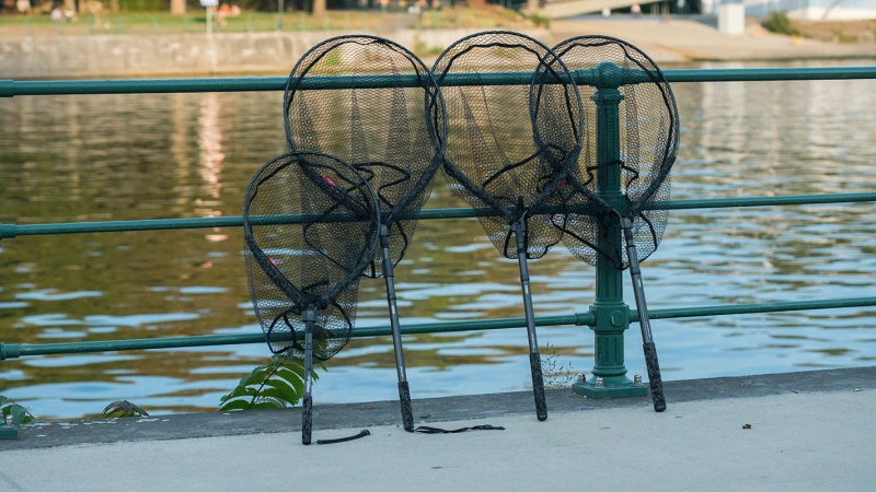 Fox Rage Street Fighter Carbon Street Net 2.4m 6 Fox Rage Street Fighter Carbon Street Net 2.4m – Bild 6